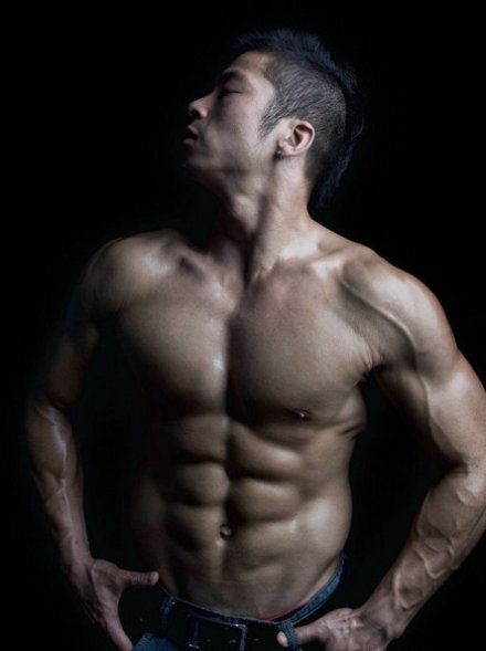 超性感的肌肉猛男照片
